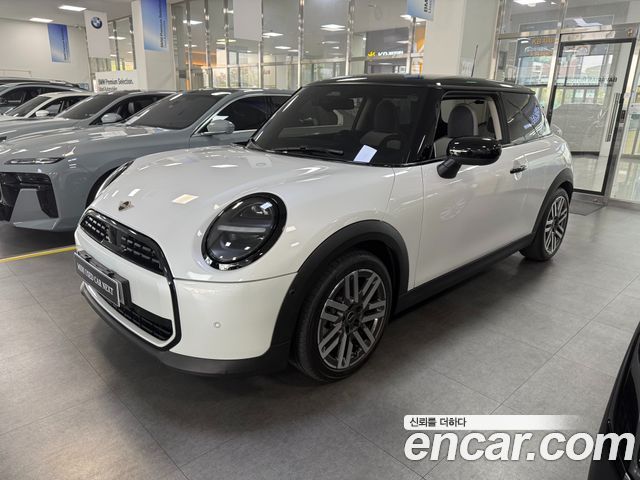 Mini Cooper Classic — пробег 1 230 км — фото 1 из 5