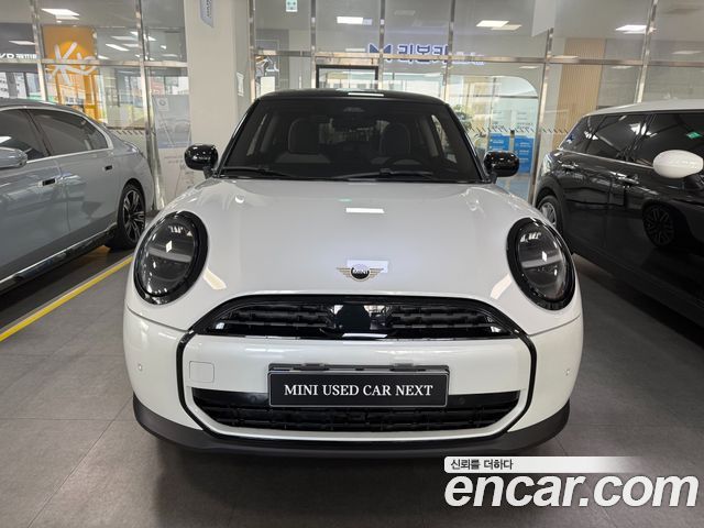 Mini Cooper Classic — пробег 1 230 км — фото 3 из 5