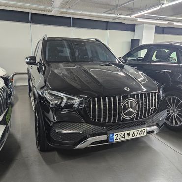 Mercedes-Benz GLE-Class GLE300d 4MATIC — пробег 54 500 км — фото 1 из 4