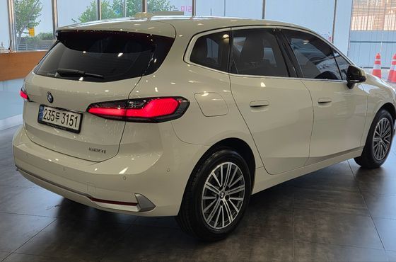BMW 2-Series 220i Luxury — пробег 38 344 км — фото 2 из 5