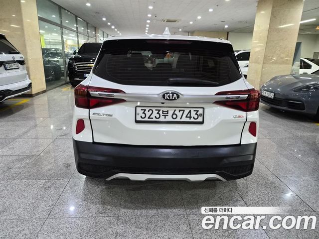 Kia Seltos из Кореи Encar