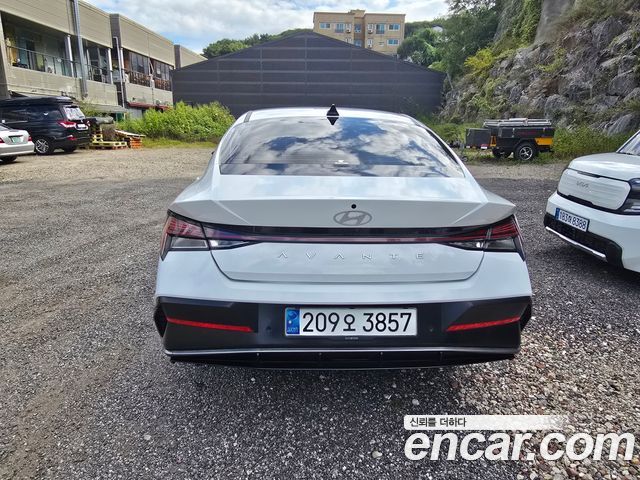 Hyundai AVANTE из Кореи Encar