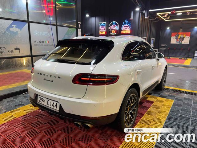 Porsche Macan 3.0 S Diesel 95B — пробег 182 000 км — фото 4 из 5