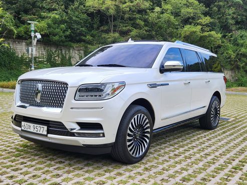 Lincoln Navigator 3.5L Black Label — пробег 83 156 км — фото 3 из 5