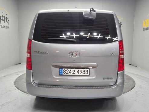 Hyundai Starex Van 5-Seater Modern — пробег 101 060 км — фото 4 из 5
