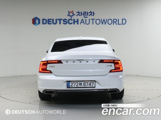 Volvo S90 D5 AWD Inscription — пробег 220 000 км — фото 4 из 5