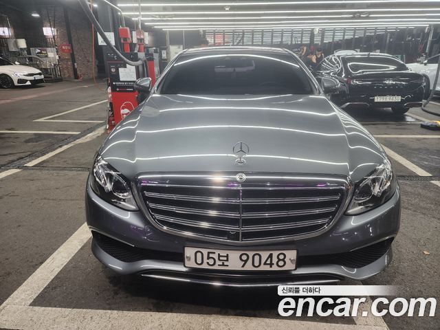 Mercedes-Benz E-Class из Кореи Encar