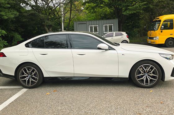 BMW 5-Series 520i M Sport — пробег 20 288 км — фото 3 из 5
