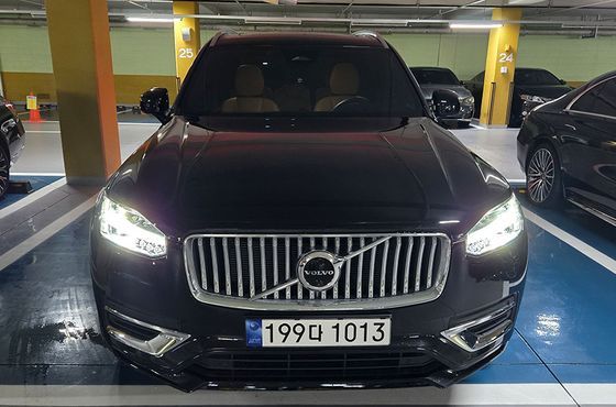Volvo XC90 T8 Ultimate Bright Hybrid — пробег 29 976 км — фото 1 из 5