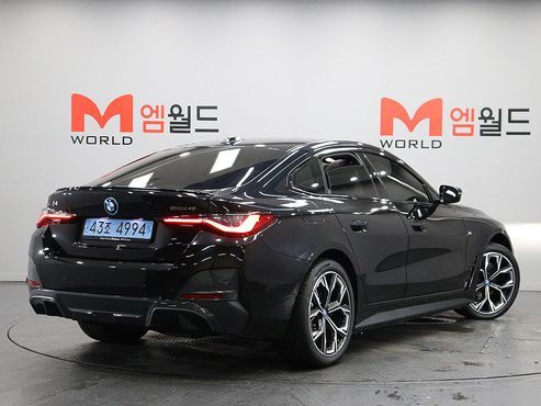 BMW i4 eDrive40 M Sports Pro — пробег 11 802 км — фото 2 из 5