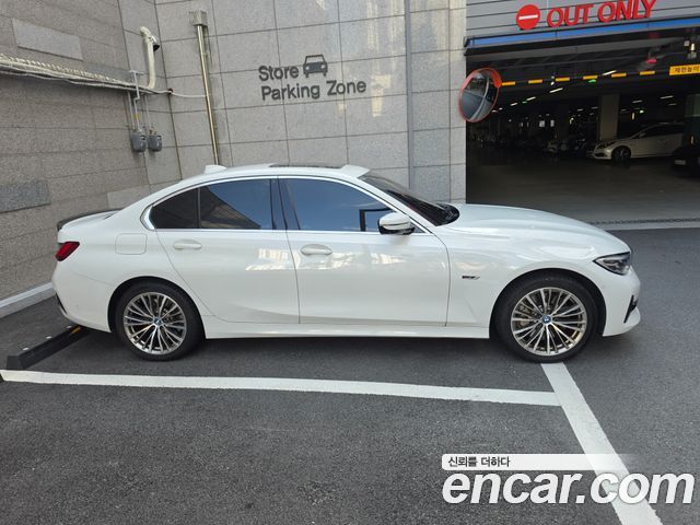 BMW 3-Series из Кореи Encar