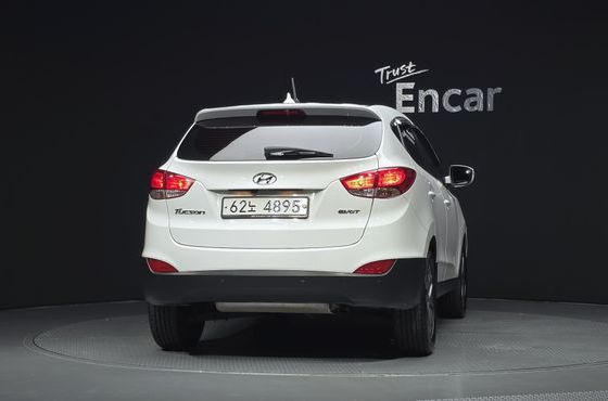 Hyundai Tucson Diesel(e-VGT) 2WD Smart special — пробег 142 396 км — фото 4 из 5