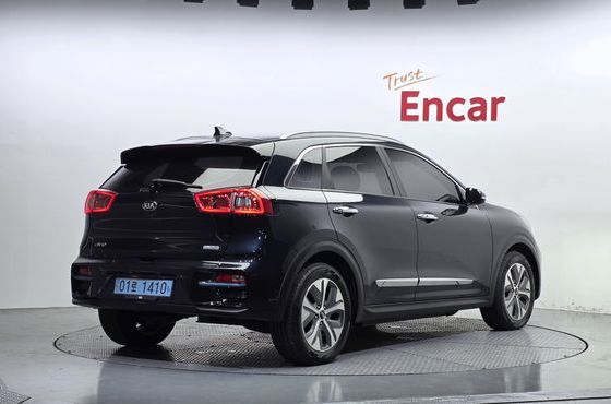 Kia Niro Noblesse — пробег 127 947 км — фото 2 из 5