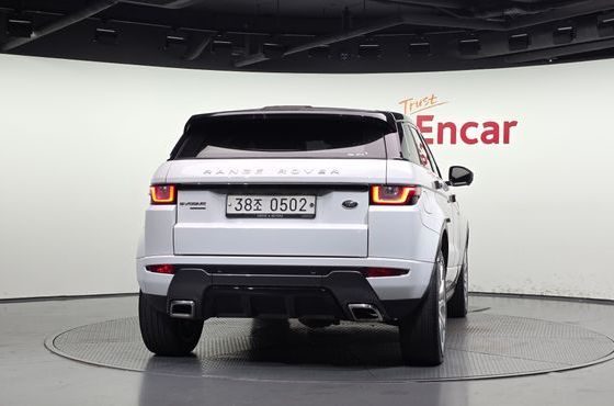 Land Rover Range Rover Evoque 2.0 TD4 HSE Dynamic — пробег 119 799 км — фото 4 из 5