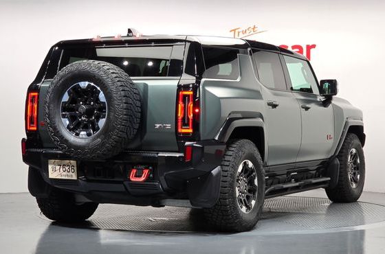 GMC Hummer EV e4WD — пробег 330 км — фото 2 из 5