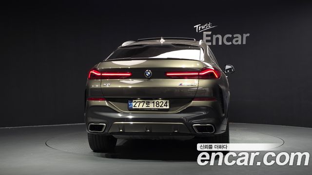 BMW X6 M50i — пробег 43 798 км — фото 4 из 5
