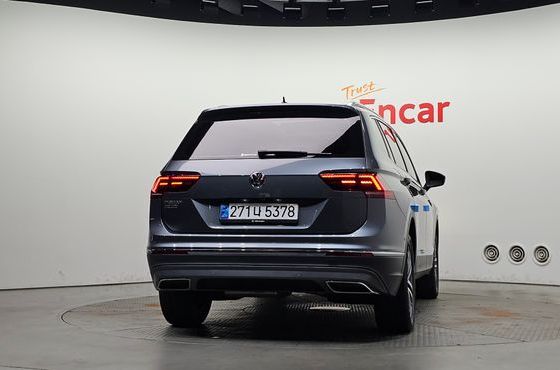 Volkswagen Tiguan 2.0 TDI Prestige — пробег 95 440 км — фото 4 из 5