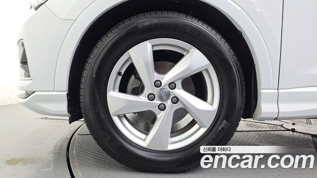 Audi Q3 из Кореи Encar