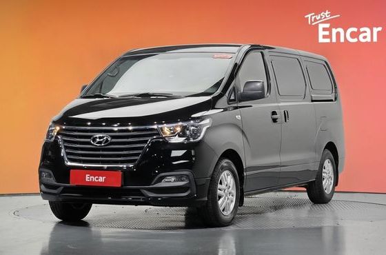 Hyundai Starex Van 3-Seater Smart — пробег 45 280 км — фото 1 из 5