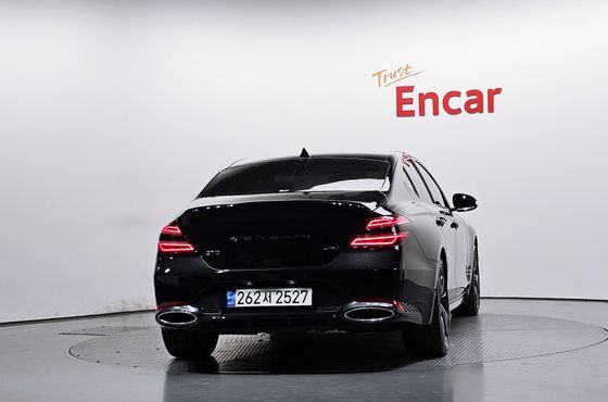 Genesis G70 Gasoline 2.0T 4WD — пробег 50 000 км — фото 4 из 5