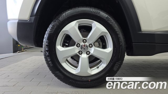 Jeep Compass из Кореи Encar
