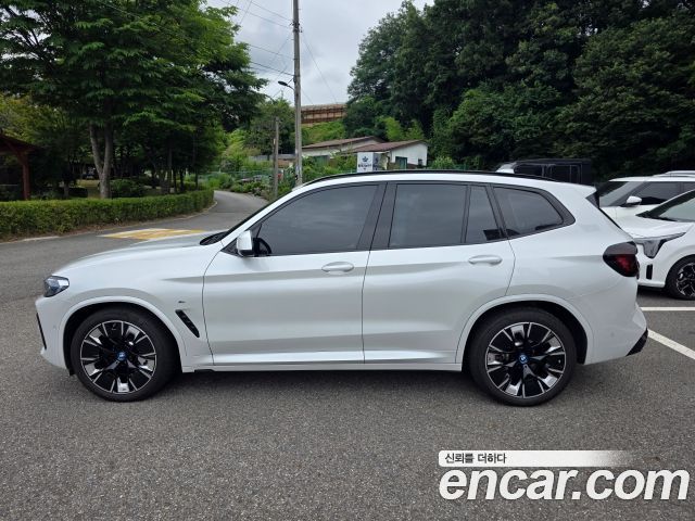 BMW iX3 M Sports — пробег 37 650 км — фото 2 из 5