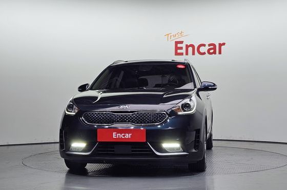Kia Niro Noblesse — пробег 114 748 км — фото 3 из 5