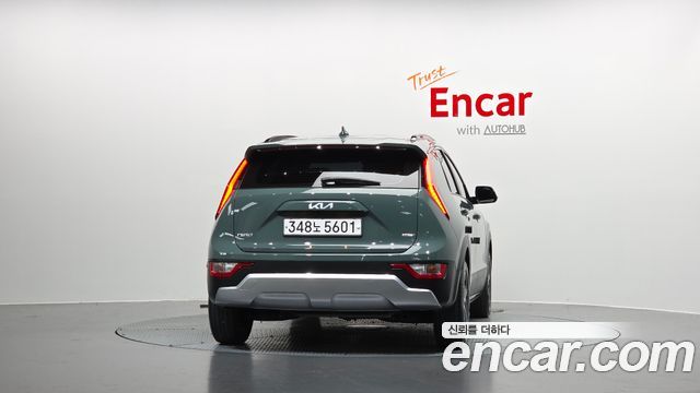 Kia Niro Prestige — пробег 89 290 км — фото 4 из 5