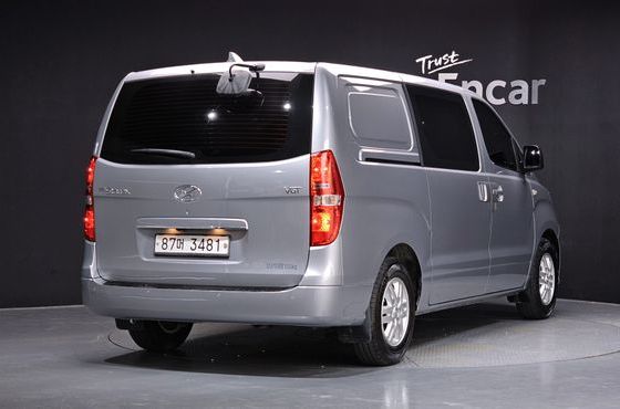 Hyundai Starex Van 5-Seater Modern — пробег 90 367 км — фото 2 из 5