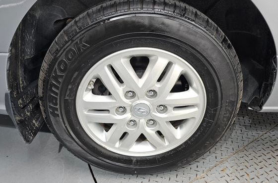 Hyundai Starex Van 5-Seater Modern — пробег 90 367 км — фото 5 из 5