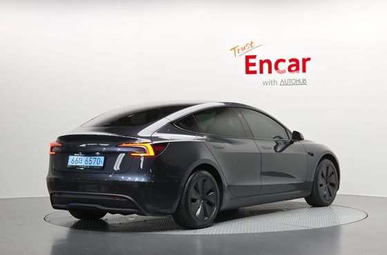 Tesla Model 3 RWD — пробег 11 145 км — фото 2 из 5