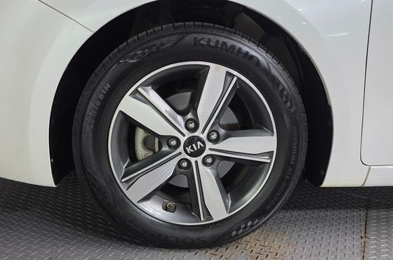 Kia K3 Trendy — пробег 72 245 км — фото 5 из 5