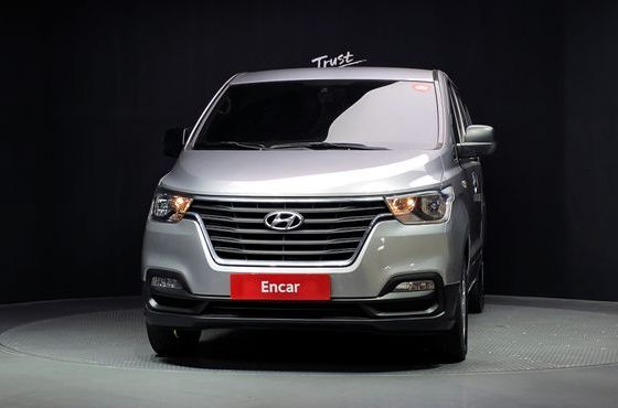 Hyundai Starex Van 3-Seater Style — пробег 85 261 км — фото 3 из 5