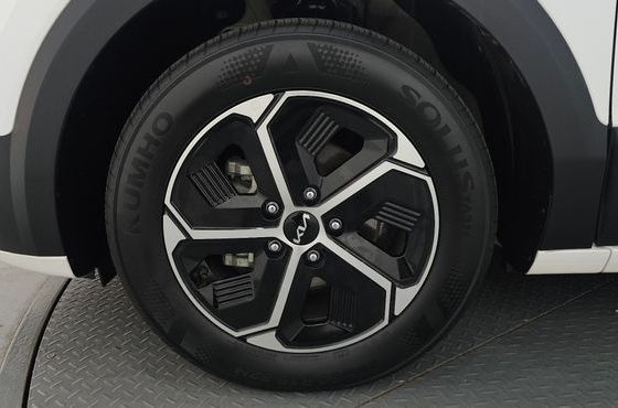 Kia Niro Prestige — пробег 30 381 км — фото 5 из 5