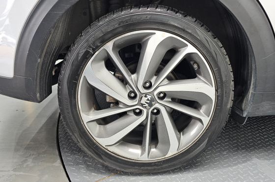 Kia Niro Prestige — пробег 108 087 км — фото 5 из 5