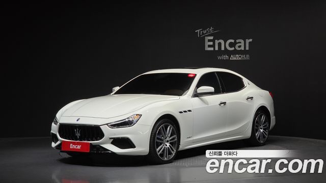 Maserati Ghibli 2.0 Gransport 3rd — пробег 95 856 км — фото 1 из 5