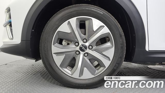 Kia Niro Prestige — пробег 80 548 км — фото 5 из 5