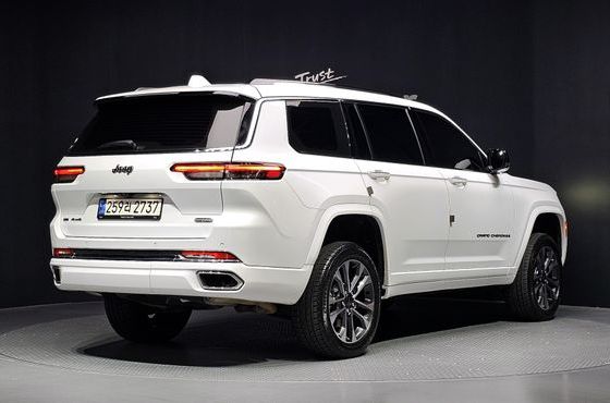 Jeep Cherokee L 3.6 Overland — пробег 26 428 км — фото 2 из 5