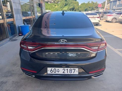 Hyundai Grandeur Exclusive Special — пробег 123 665 км — фото 5 из 5