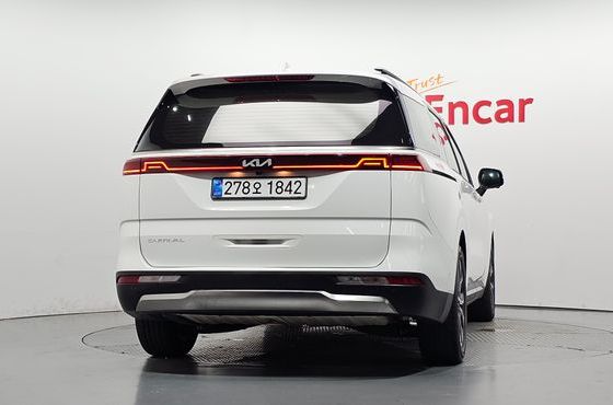 Kia Carnival Diesel 7-Seater Signature — пробег 82 639 км — фото 4 из 5