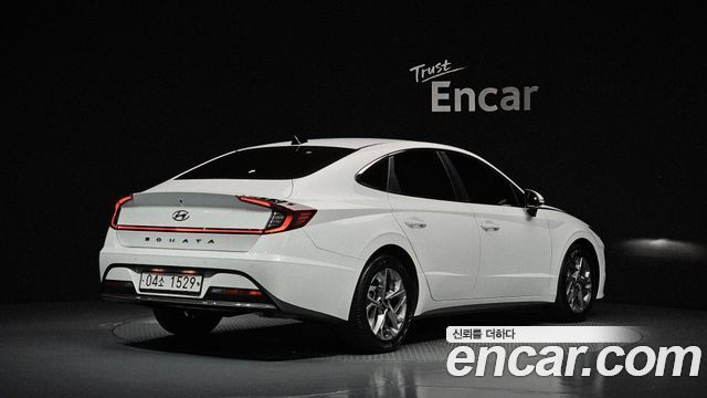 Hyundai Sonata 2.0 Smart — пробег 72 934 км — фото 2 из 5