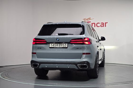 BMW X5 xDrive 40i M Sport — пробег 15 812 км — фото 4 из 5