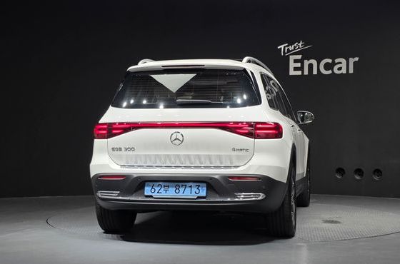 Mercedes-Benz EQB EQB300 4MATIC Progressive — пробег 56 км — фото 4 из 5