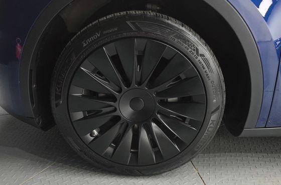 Tesla Model Y Standard Range RWD — пробег 78 441 км — фото 5 из 5