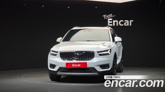 Volvo XC40 B4 Inscription — пробег 81 049 км — фото 3 из 5