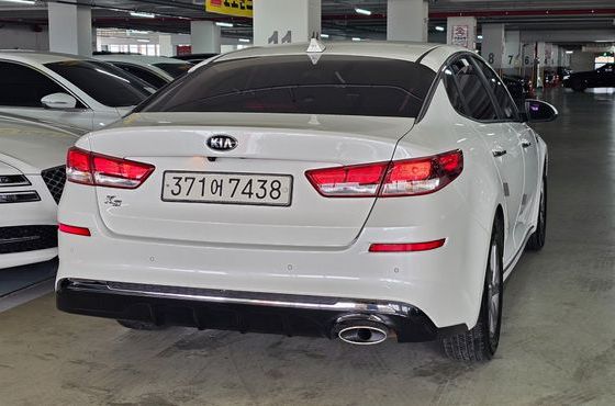 Kia K5 2.0 LPI Rental Car Prestige — пробег 121 260 км — фото 4 из 5