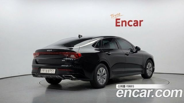 Kia K5 Trendy — пробег 16 885 км — фото 2 из 5