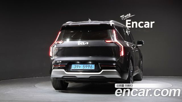Kia EV9 из Кореи Encar
