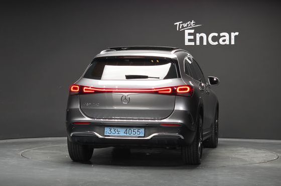 Mercedes-Benz EQA EQA250 AMG Package — пробег 89 188 км — фото 4 из 5