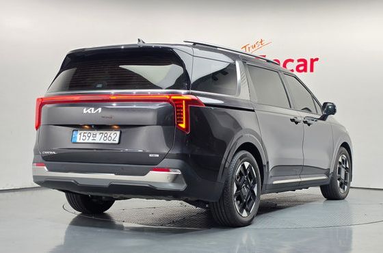 Kia Carnival HEV 7seater Signature — пробег 86 295 км — фото 2 из 5